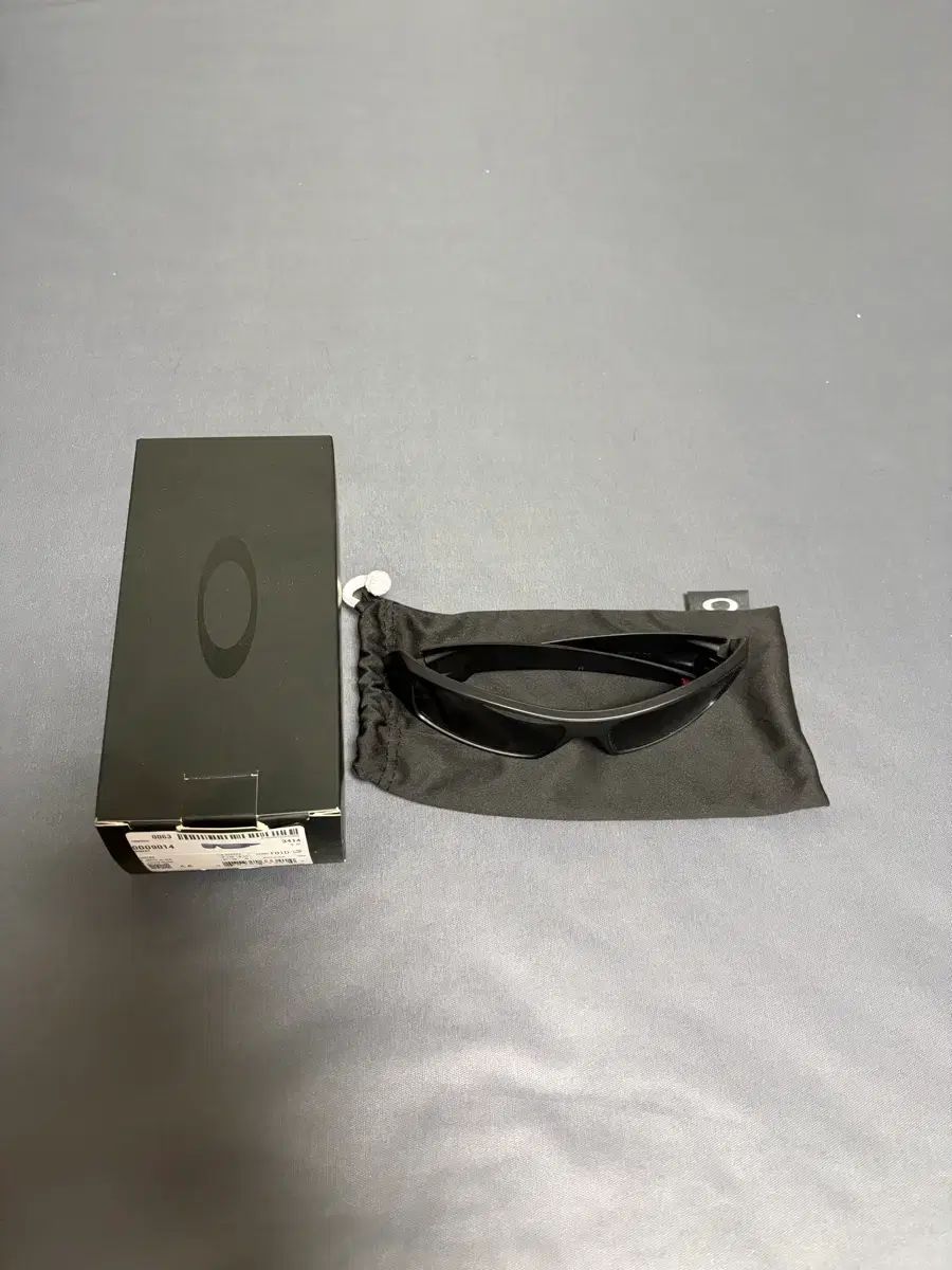 オークリー ガス缶 マットブラック