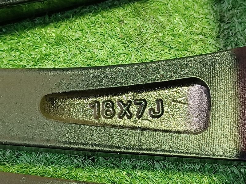 ﾉｱ ｳﾞｫｸｼｰ