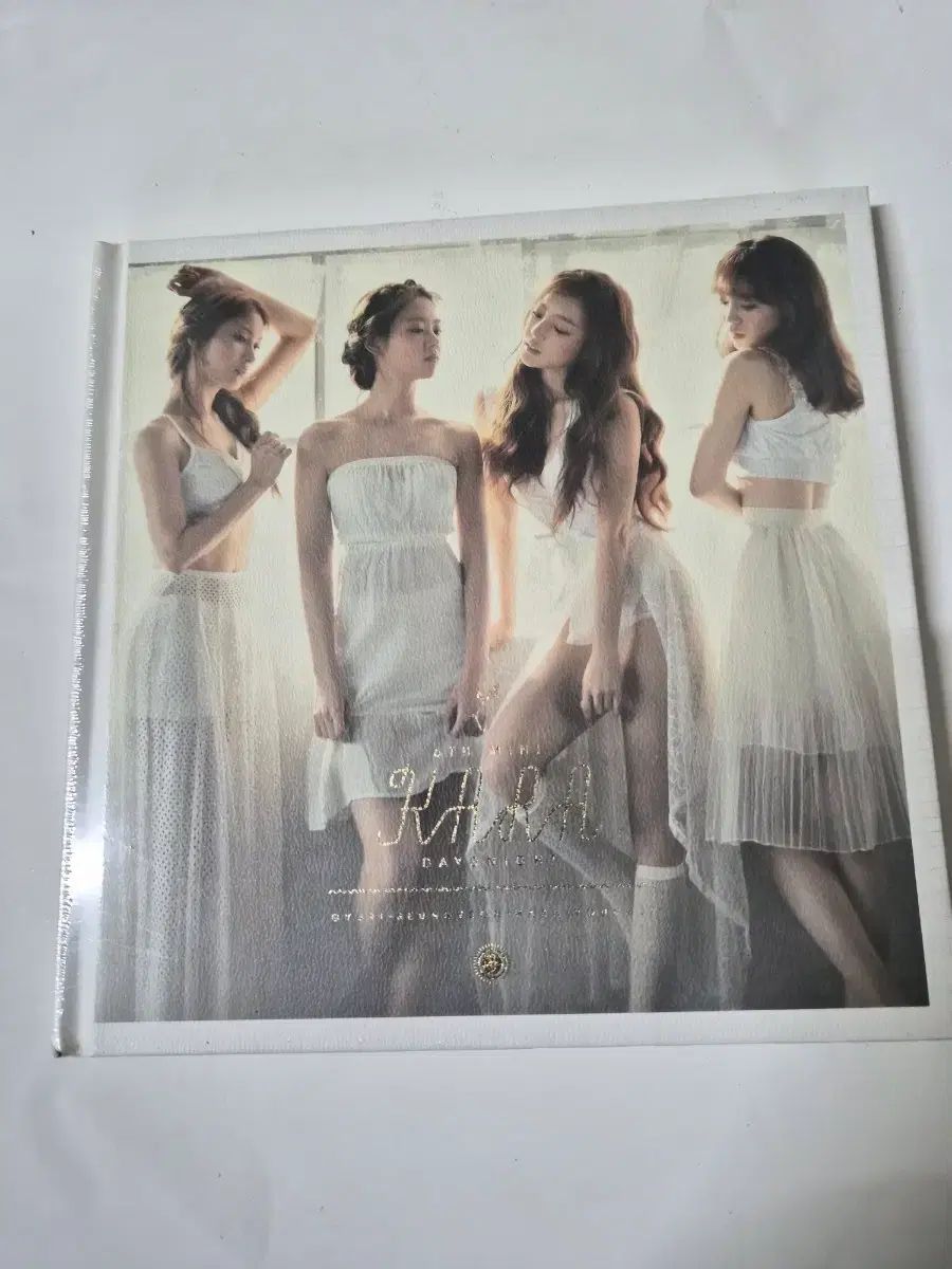 KARA(カラ) Day ＆ Night ミニ 6 家 未開封 cd - メルカリ