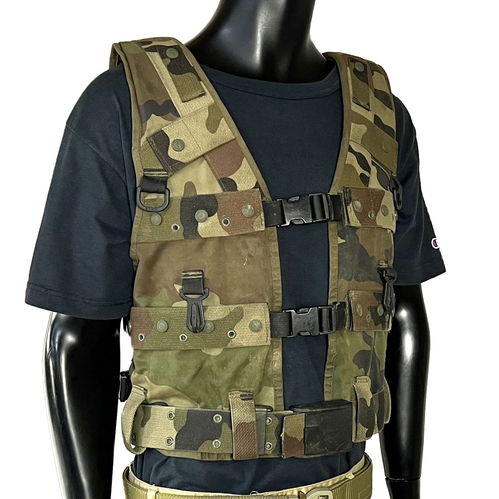 フランス軍放 アサルトベスト CCEカモ 難あり