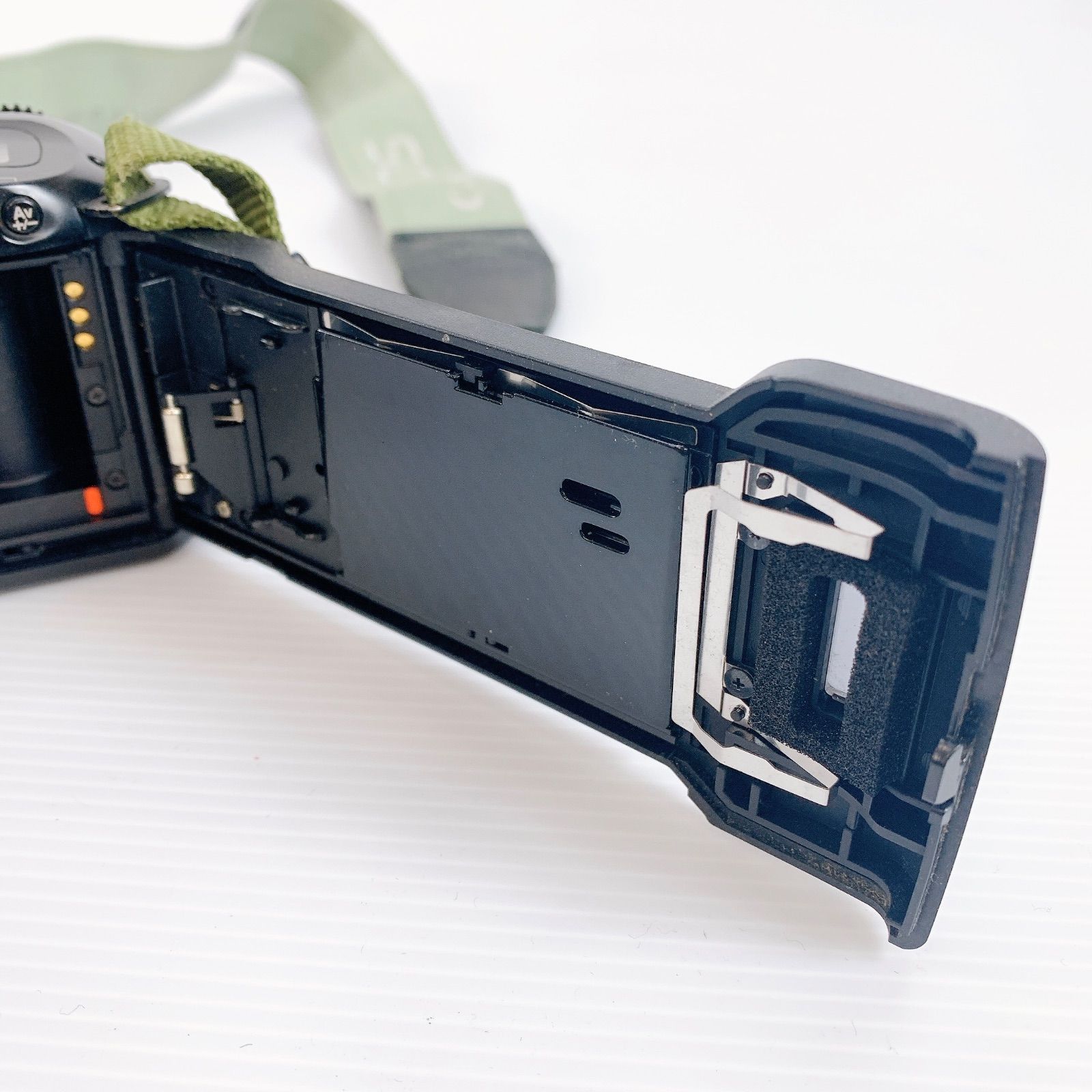 H-147 Canon EOS Kiss フィルム一眼レフカメラ EF 28-80mm II 付属