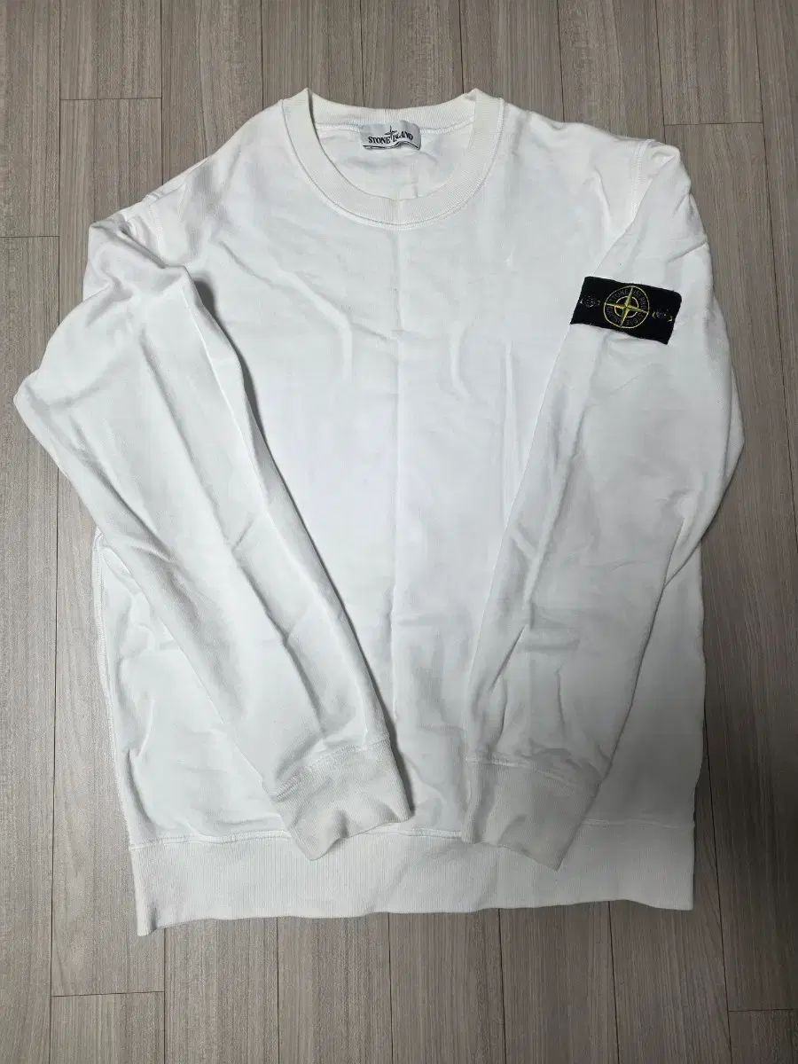 ストーンアイランド 白 スウェット (XL) - メルカリ