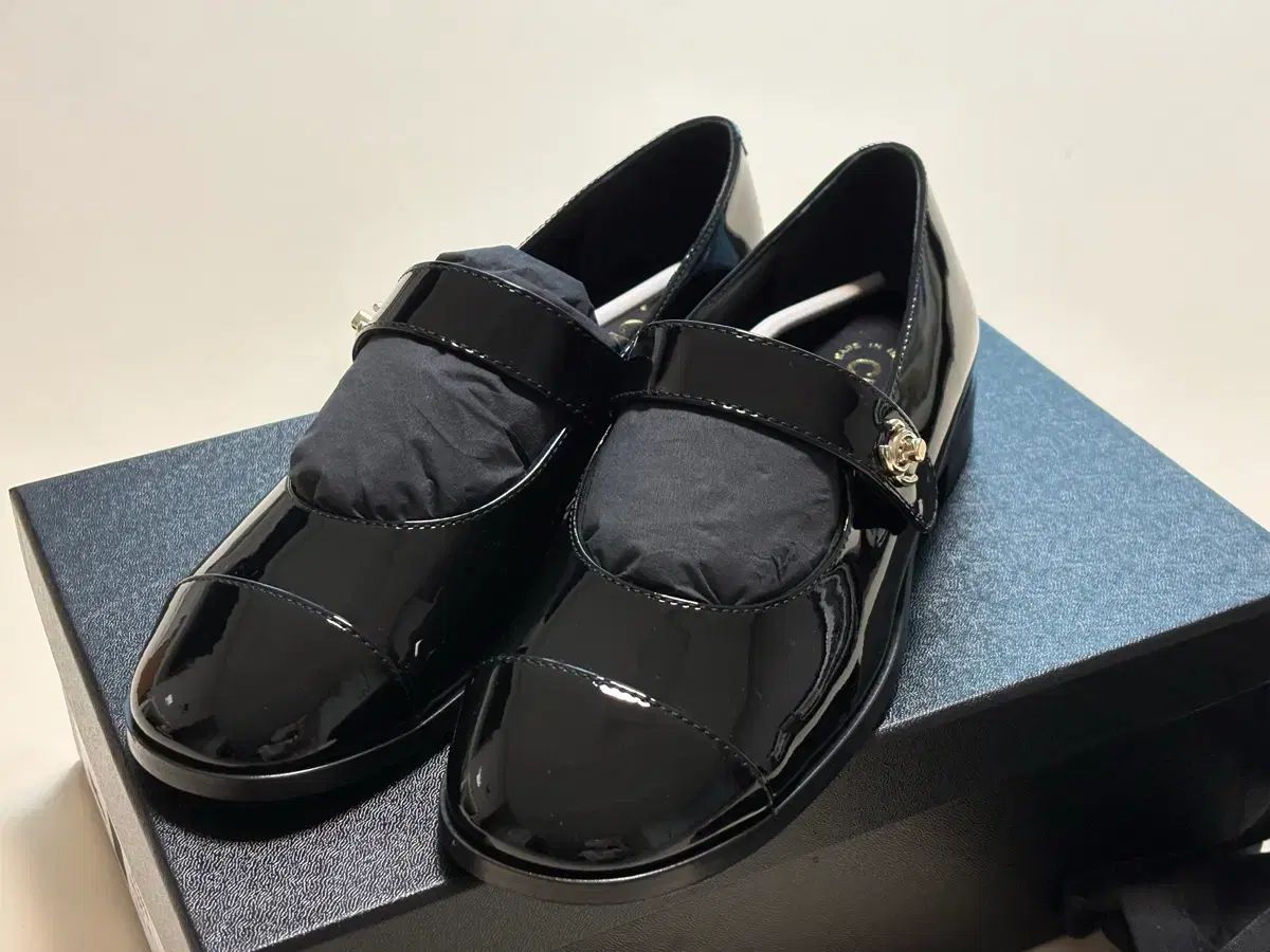 シャネル ターンロック ペンダント メリージェーン フラット G 45280 37 5