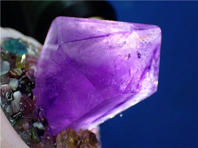 AAA級家庭円満◇天然ウルグアイ産アメジスト原石YT3G3/104G03C - メルカリ