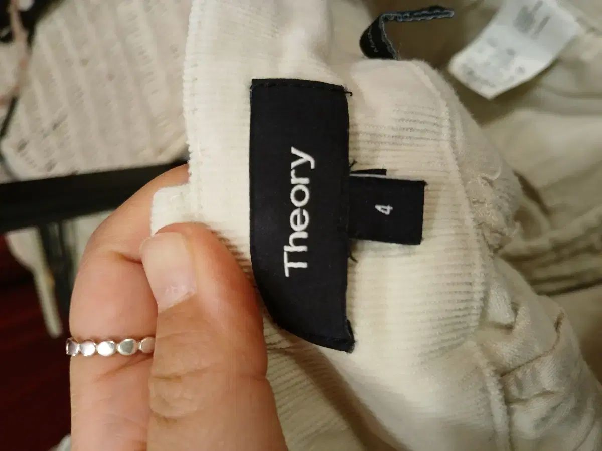 コーデュロイ ズボン