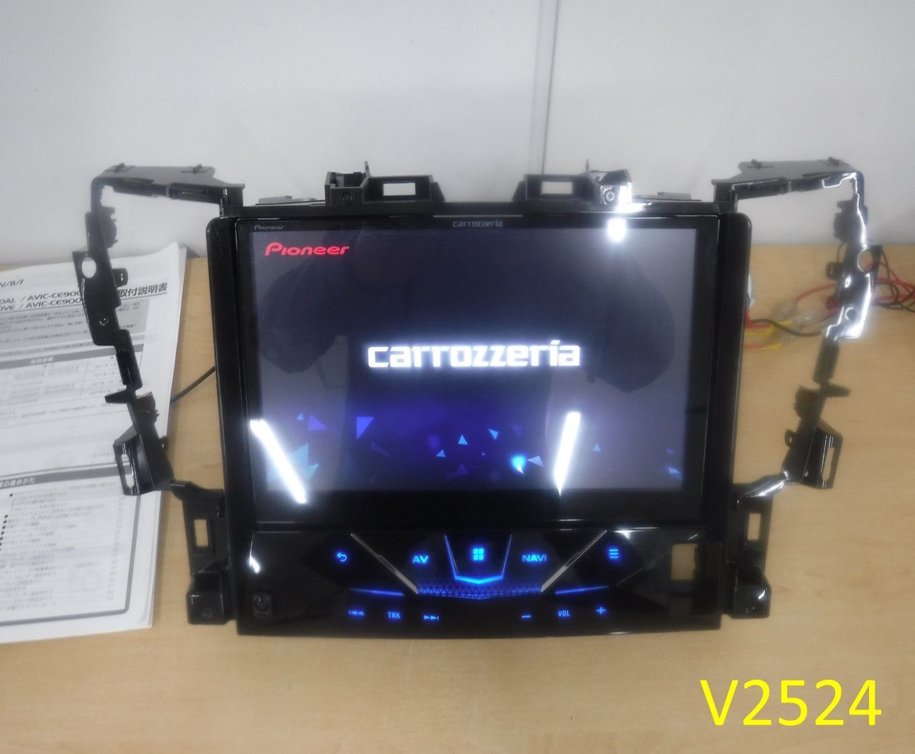 V 2524 _SDナビ カロッツリア AVIC-CE 900 AL セキュリティ解除 取り外し 彡