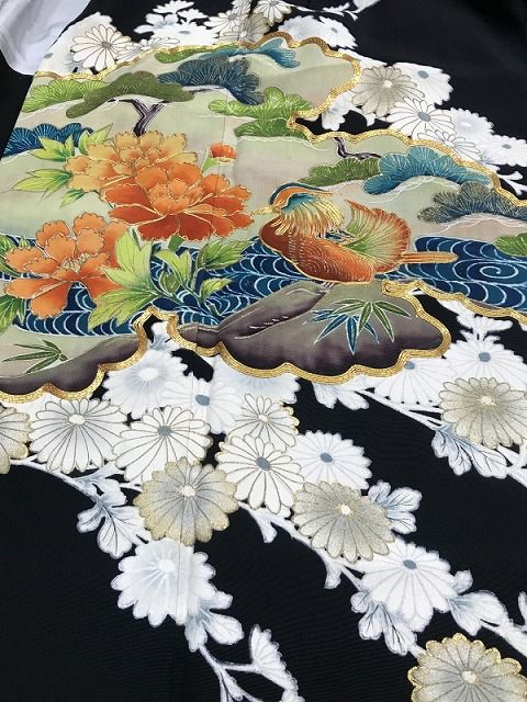 Sサイズ 正絹 留袖 黒地に草花鳳凰模様 五つ紋付 福服特製 リメイク黒留アンサンブル