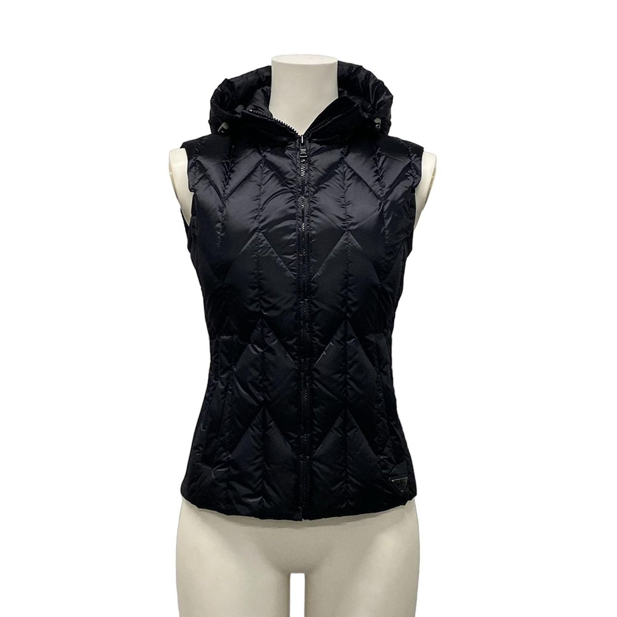 PRADA プラダ ダウンベスト サイズ36 S レディース 29 B 984 黒 ジップアップ 冬 ダウン