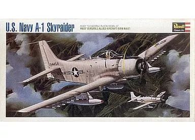 プラモデル 1 40 U S Navy A Skyraider アメリカ海軍 スカイレイダー