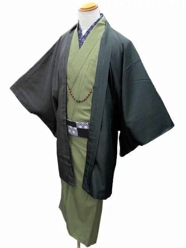 男物 羽織 Mサイズ フラットな黒色の無地 裄70.5 化繊 袷仕立て 長羽織 着物羽織り 黒 黒地 メンズ 和装コート 着物用コート 着物コート 着物羽織 和装 アウター 普段着 和服羽織り おしゃれ 羽織り はおりもの 和服 おでかけ お出かけ