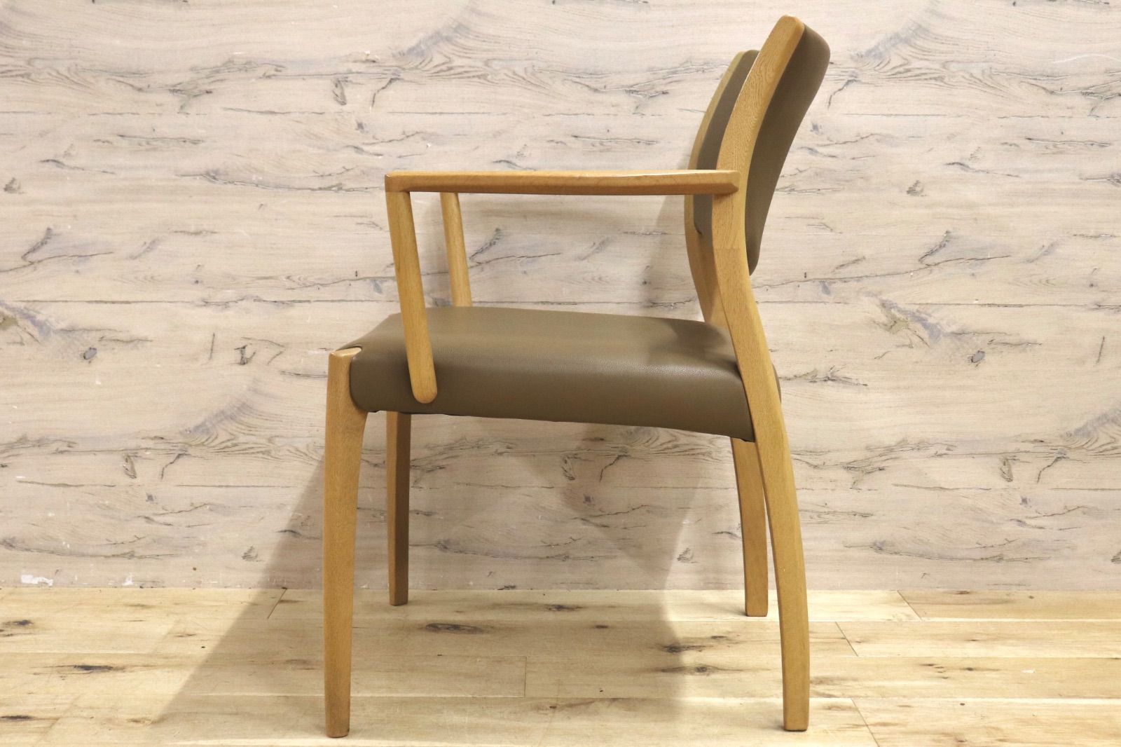 GMIK641A○浜本工芸 / HAMAMOTO ダイニングチェア 肘付き アームチェア