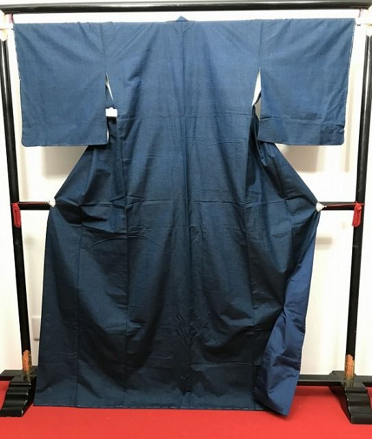 Mサイズ 紬 正絹 濃紺の織り無地 袷着物 最強配送シーズン冬