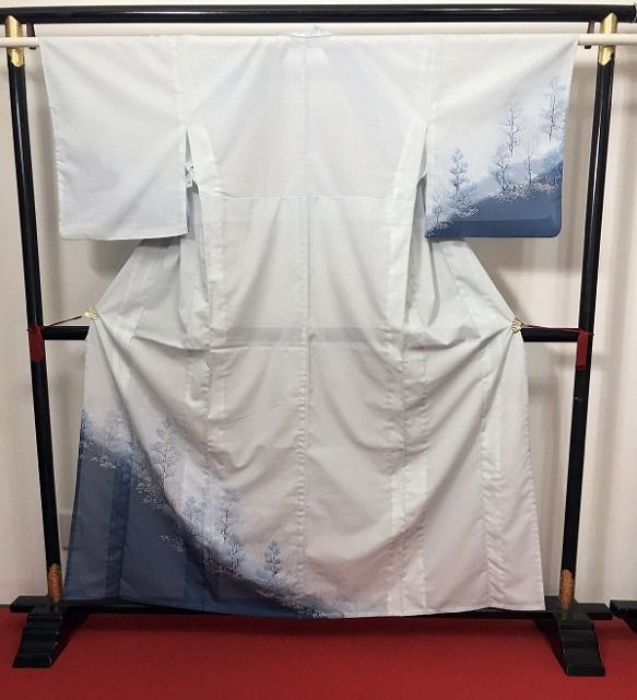 Sサイズ 化繊 夏着物 付け下げ 付下げ訪問着 水色地に木立模様 洗える着物