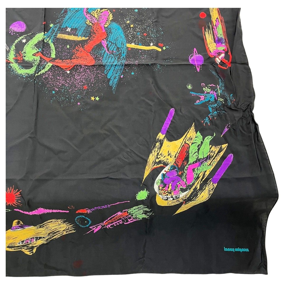 ◇◇ISSEY MIYAKE イッセイミヤケ スカーフ レディース ブラック