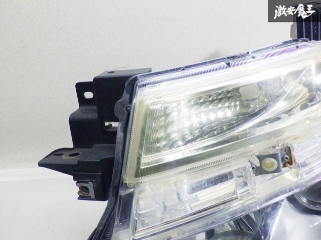 破損無し！】日産純正 E52 TE52 PE52 PNE52 エルグランド 前期 HID