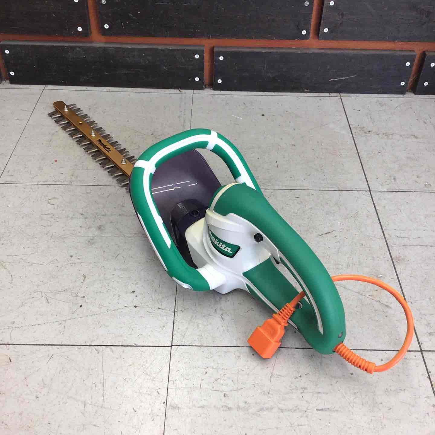 品 マキタ makita 刃生垣バリカン MUH 4052