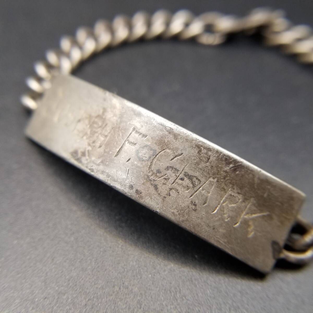 WWII期 IDタグ 長方形プレート 925 シルバー ヴィンテージ ミリタリー ブレスレット 銀 Army ネーム彫金 Joseph F. Clark Y23-G