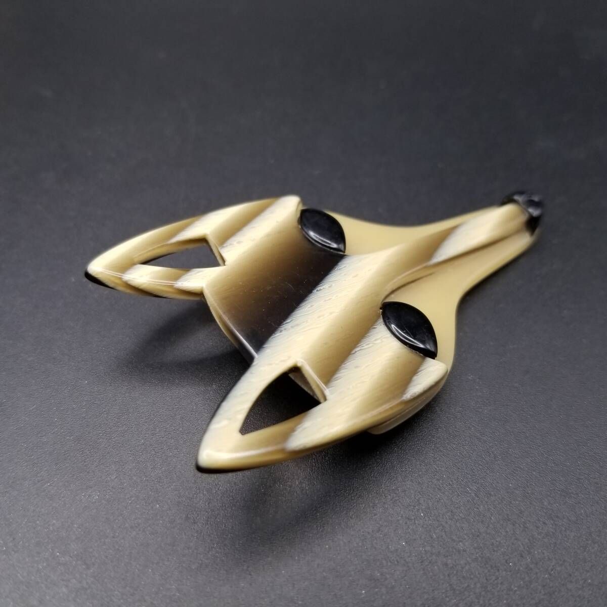 70'80's Lea Stein フランス ヴィンテージ キツネの顔 ブローチ Fox