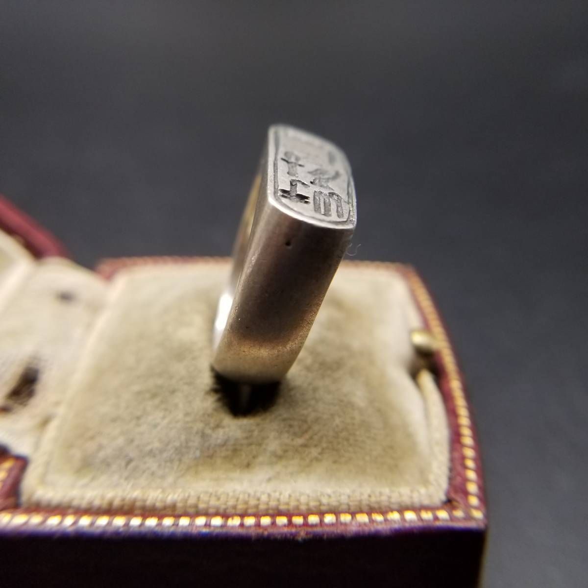 モチーフ ビンテージ