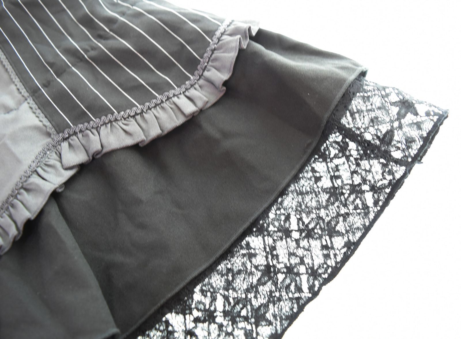 オッズオン オッズオネスト OZZ ONESTE ローズ刺繍入り ビスチェ