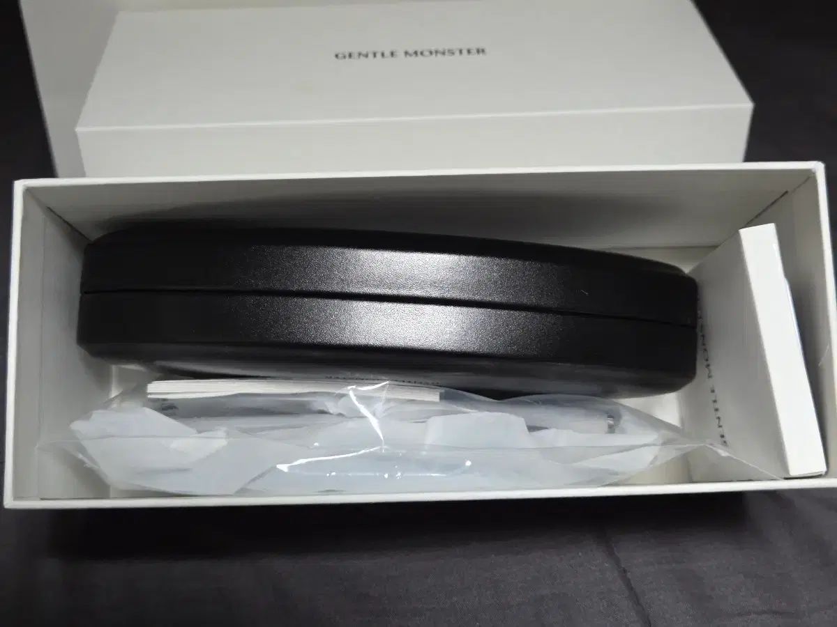 ジェントルモンスター