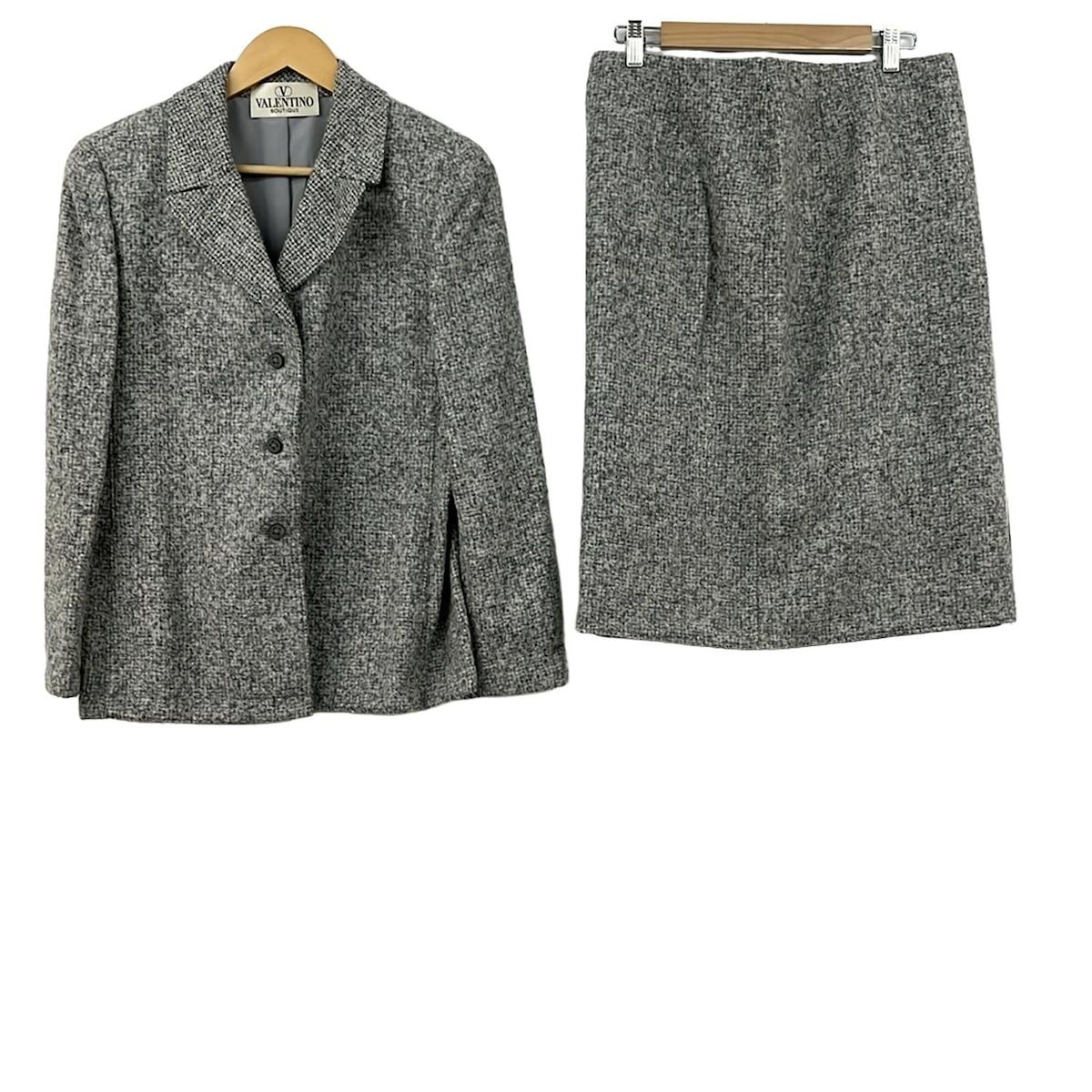 VALENTINO バレンチノ スカートスーツ レディース - グレー×黒