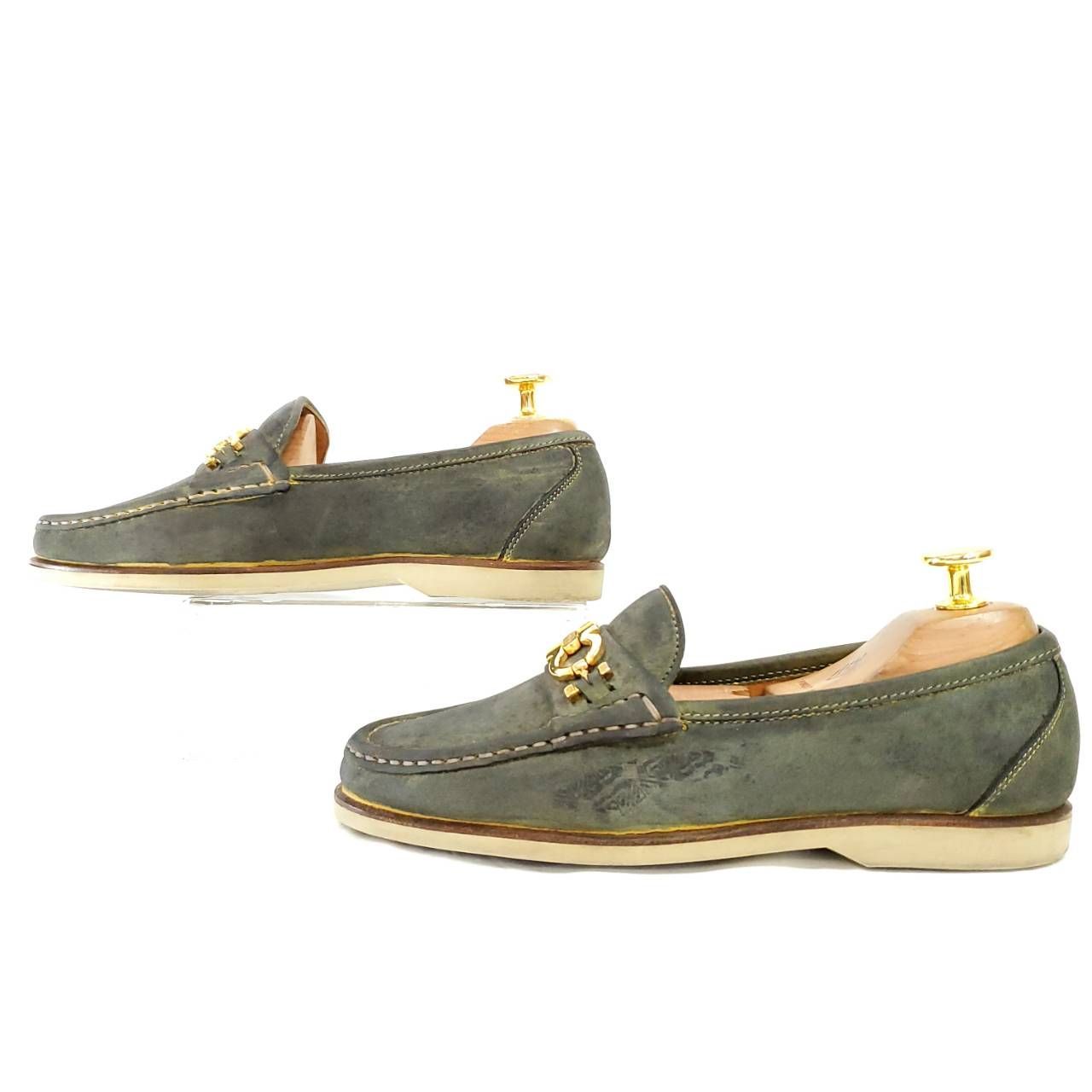 サルヴァトーレフェラガモ ダブルガンチーニ 金具 スエード ローファー