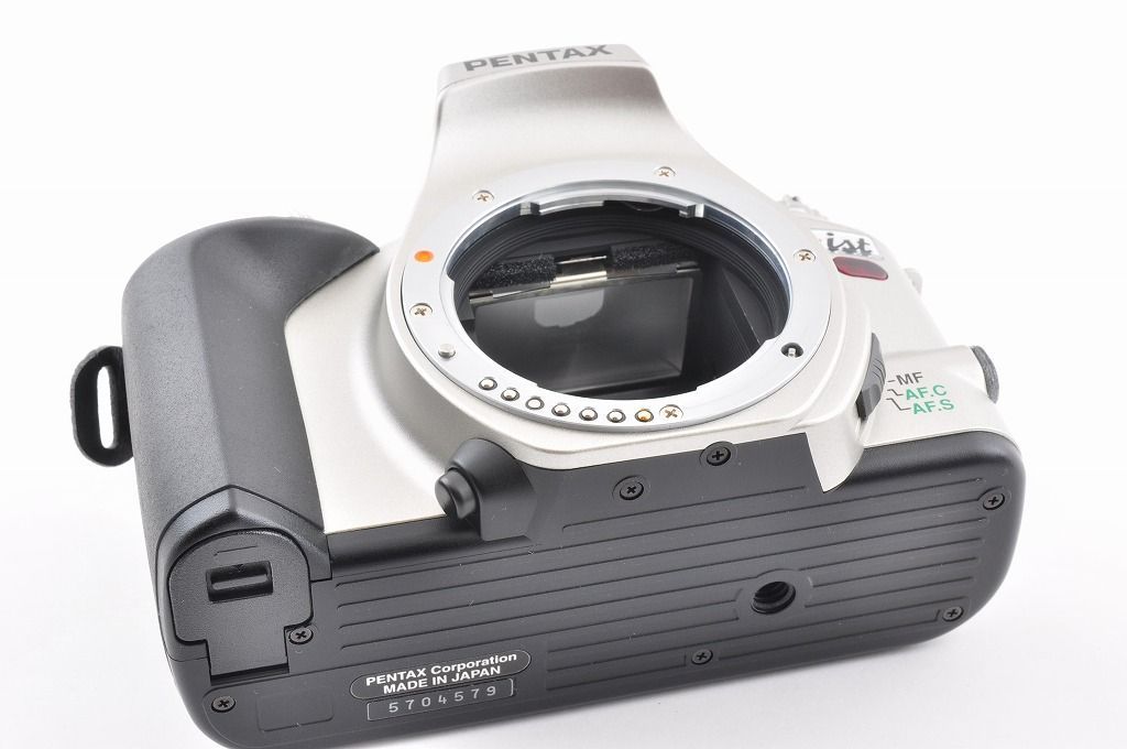 一眼レフ　フイルムカメラ　＊I S T　ペンタックス　PENTAX Pentax ペンタックス *ist 一眼レフ フィルムカメラ シルバー ボディ