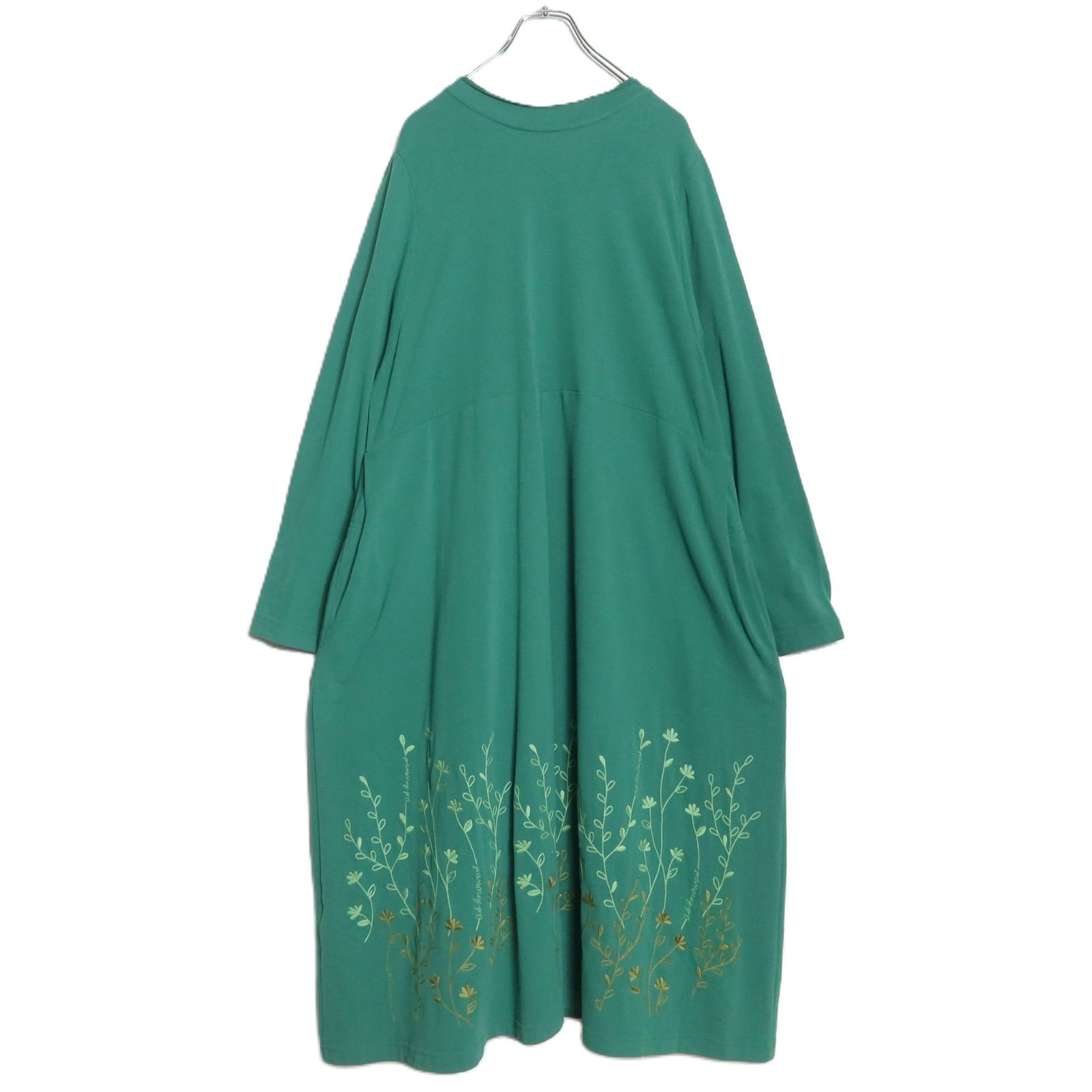 アズノウアズ☆ボタニカル刺しゅうが可愛い♪ ロングワンピース