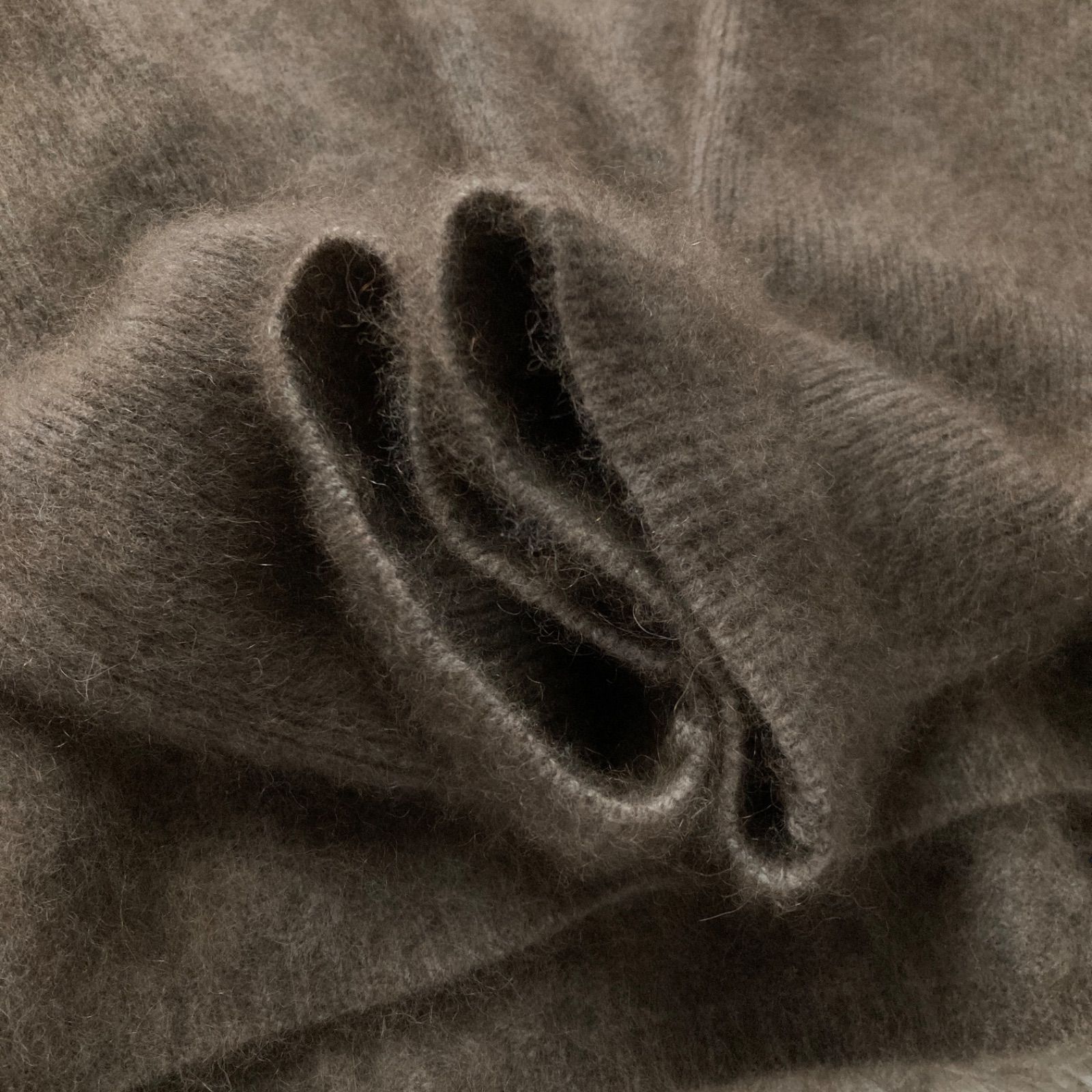 3万 Noble ノーブル 2024AW 極美品 チャイニーズラクーン混 Vネック