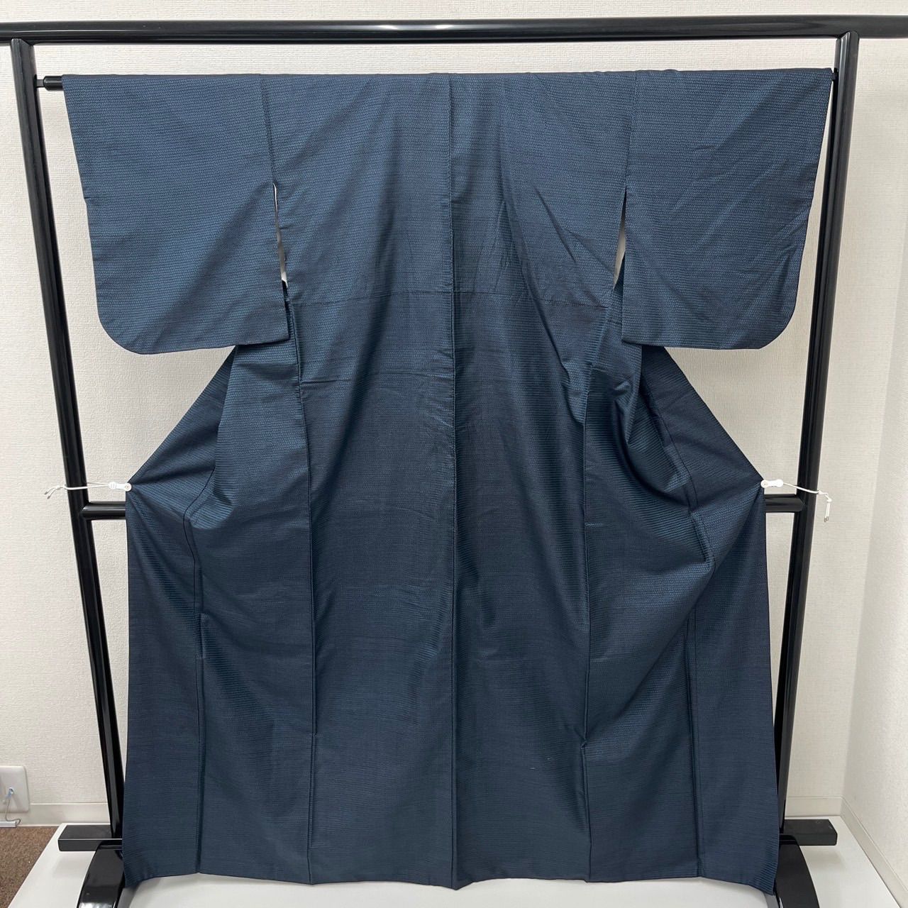 本場大島紬 正絹 泥藍染め 亀甲 袷 着物 MK-1547 - メルカリ