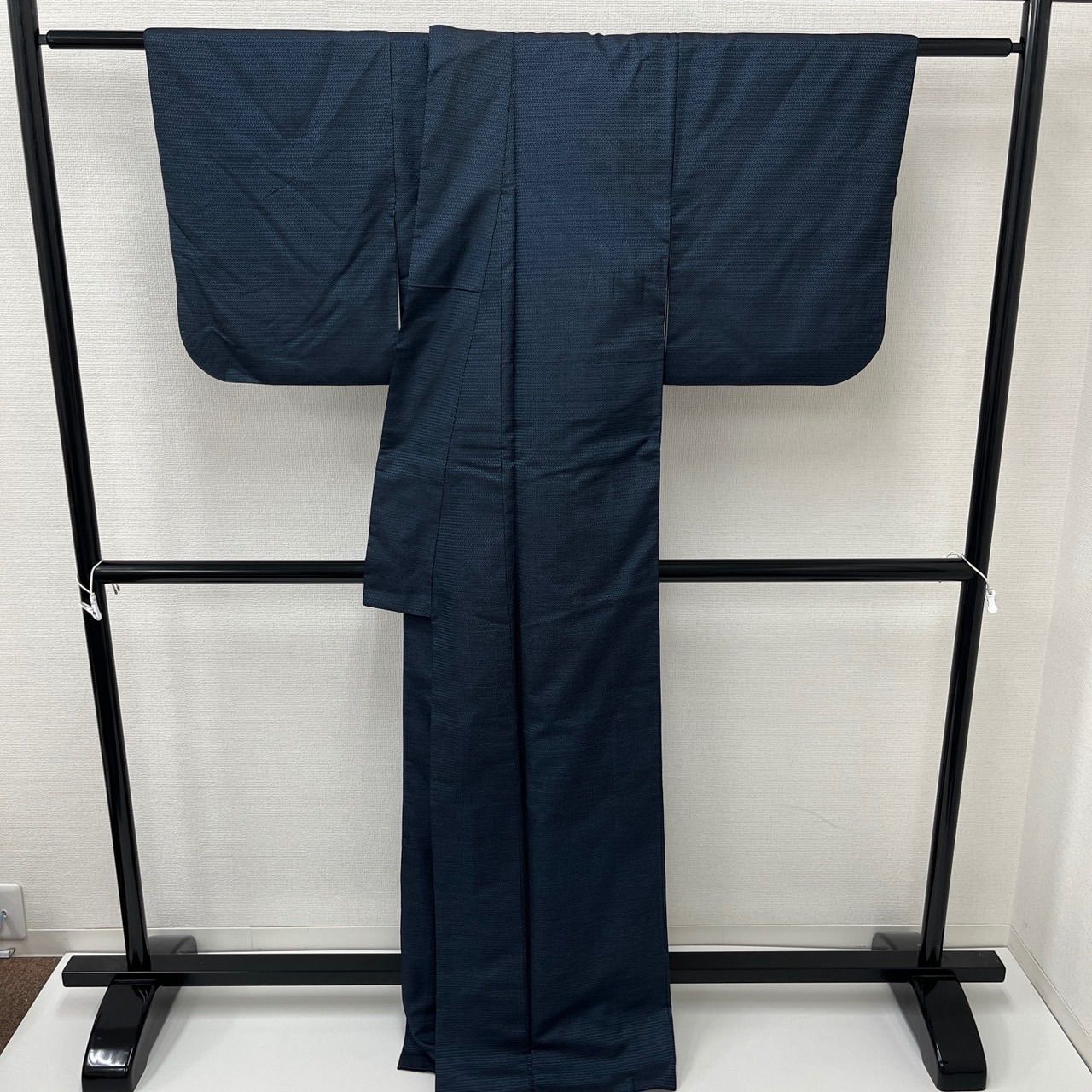 本場大島紬 正絹 泥藍染め 亀甲 袷 着物 MK-1547 - メルカリ