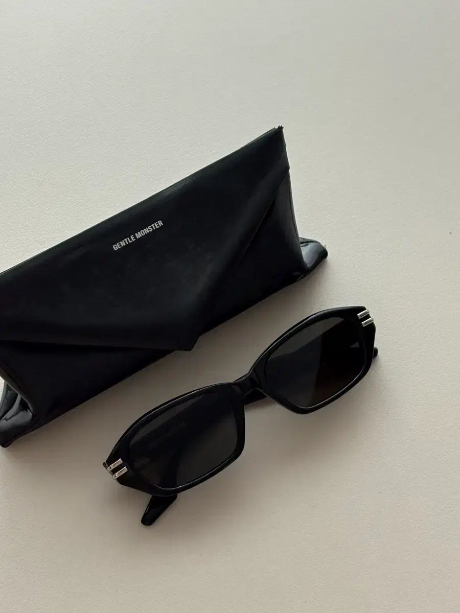 GENTLE MONSTER ジェントルモンスター サングラス Deck