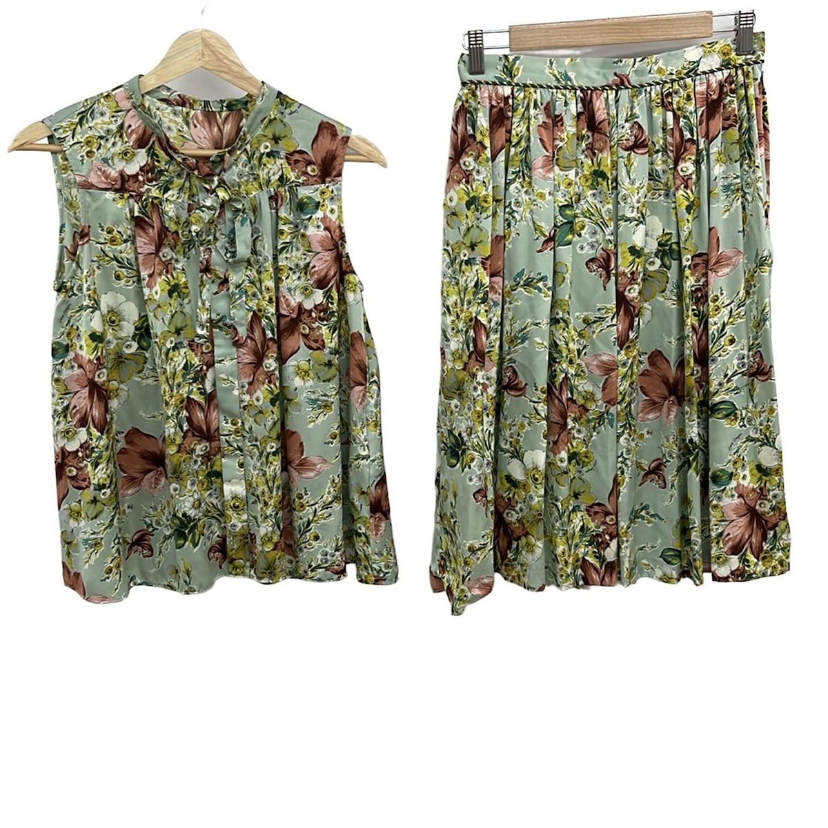 Lois CRAYON ロイスクレヨン スカートセットアップ レディース ライトブルー ピンク マルチ 花柄