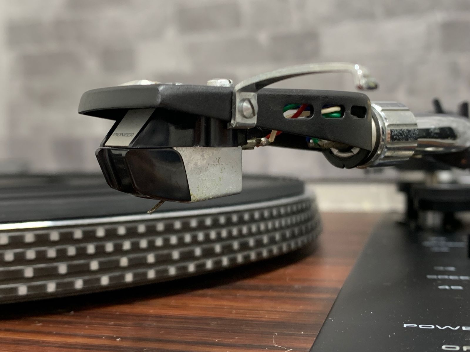 ターンテーブル レコードプレーヤー