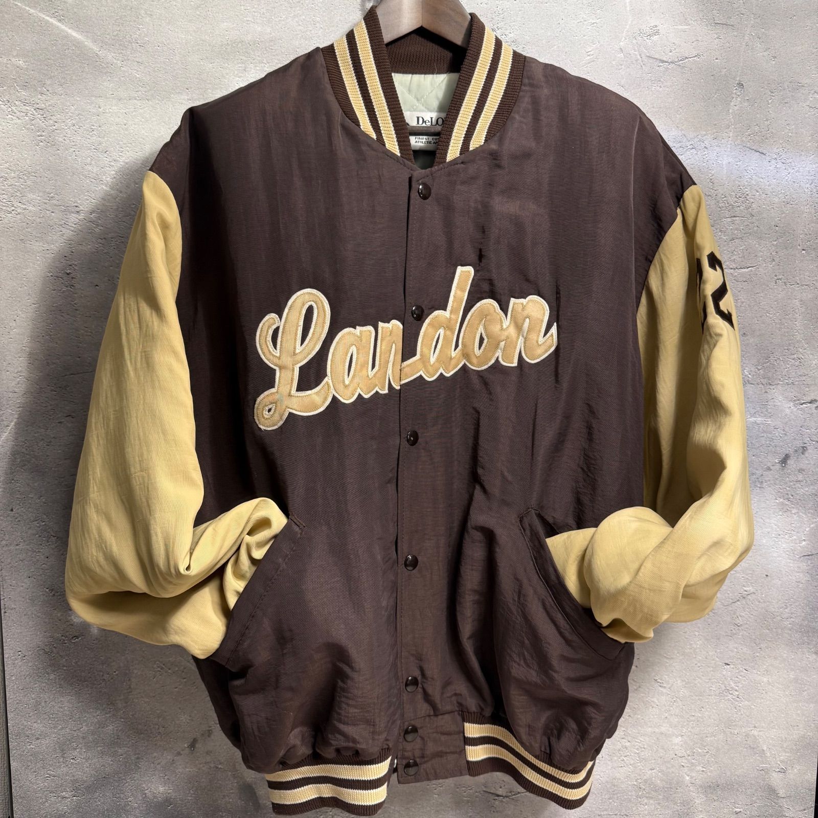 激レアXL✨80s 90sヴィンテージ】DeLong スタジャン Landon 刺繍