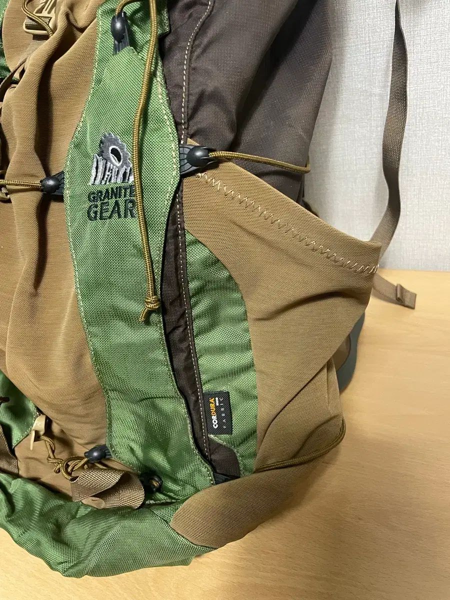グラニットギア 登山 リュックサック バックパック グリーン|ブラウン その他 アウトドアウェア小物 登山ウェア アウトドアウェア