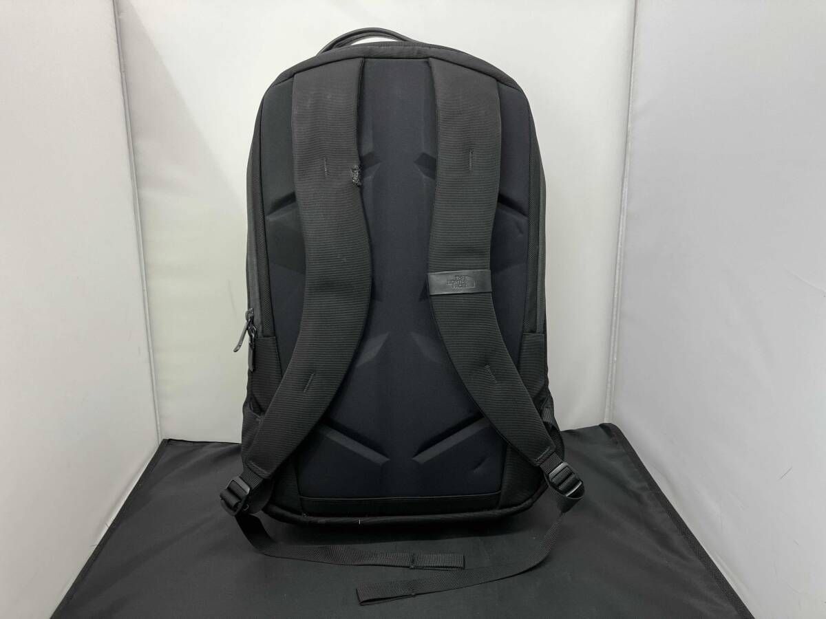 THE NORTH FACE ザ ノースフェイス Roamer Slim Dayローマースリムデイ バックパック リュック メンズ ブラック系 黒系 鞄