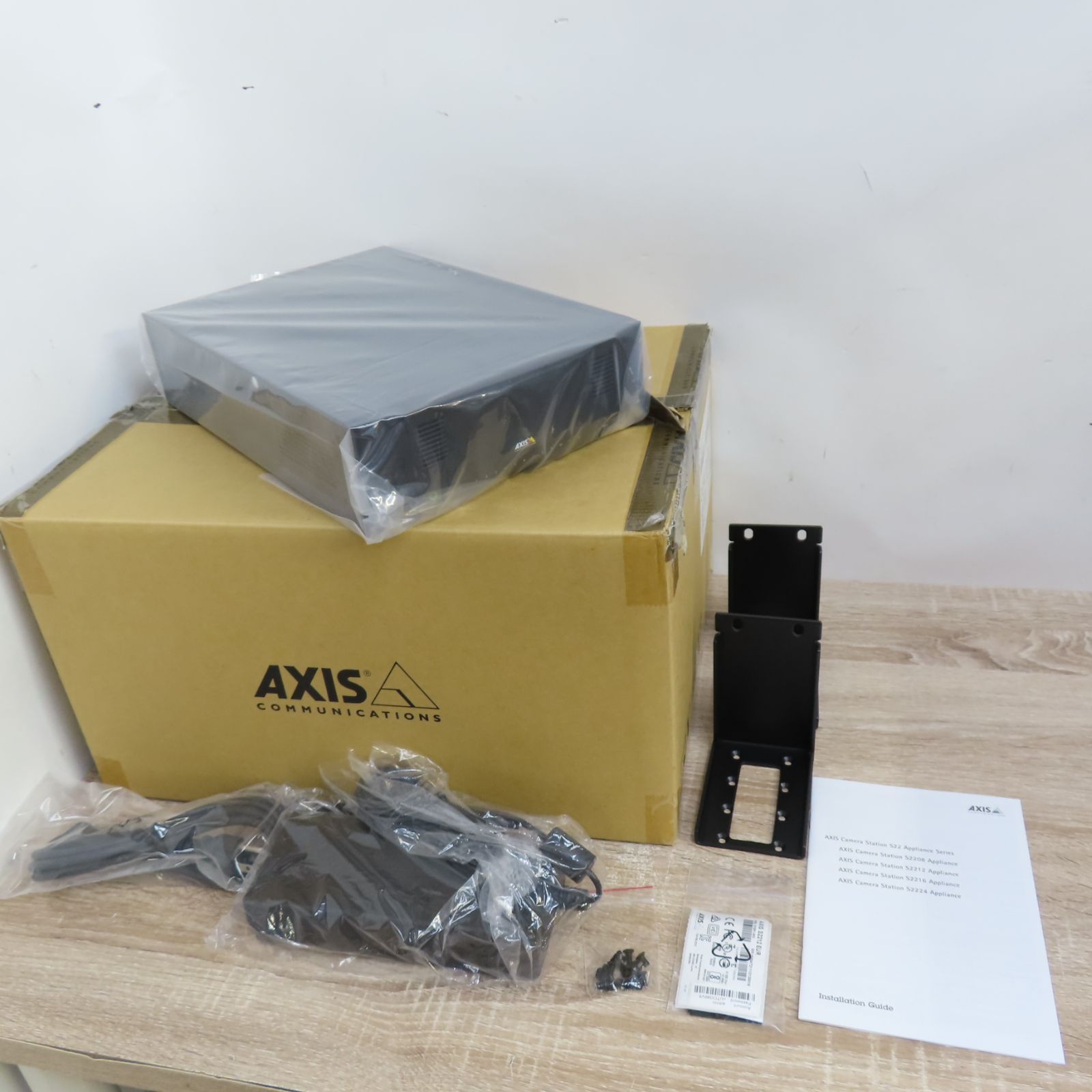 ♥品 開封のみ AXIS S 2212 JP レコーダー 6 TB アクシスコミュニケーションズ Camera Station