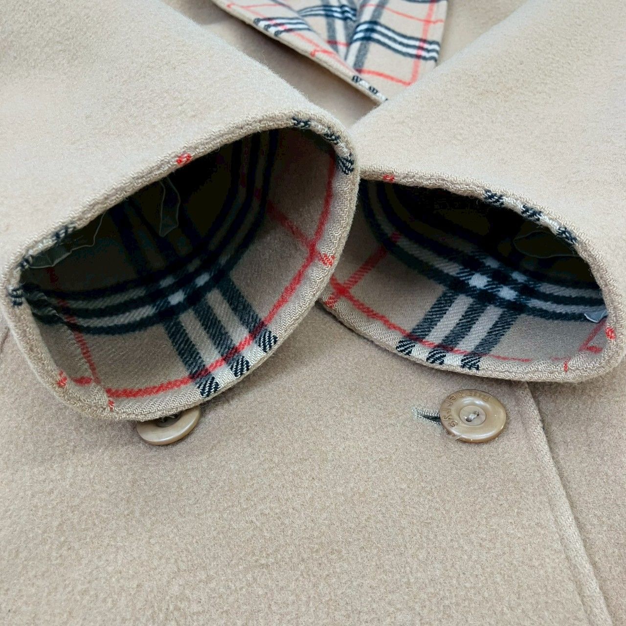 バーバリー バーバリーズ チェスターコート ダブル ノバチェック 肩