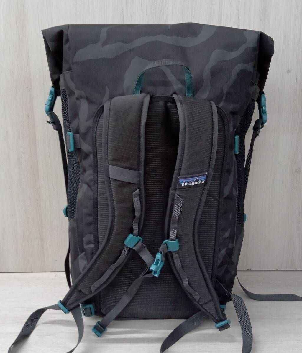 Patagonia パタゴニア リュック Roll Top Pack ブラック系