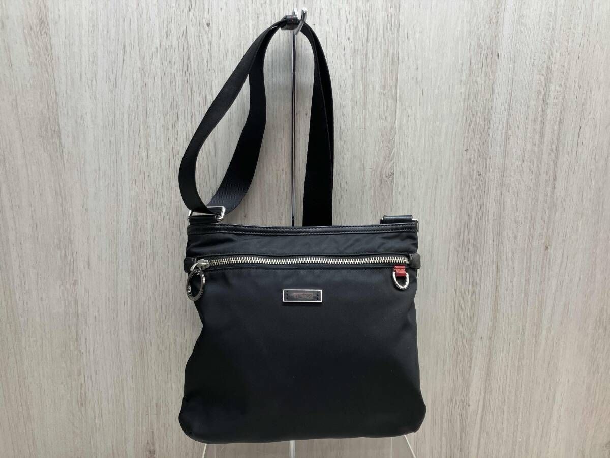 TUMI ブラック ナイロン ショルダーバッグ TUMI ショルダーバッグ 