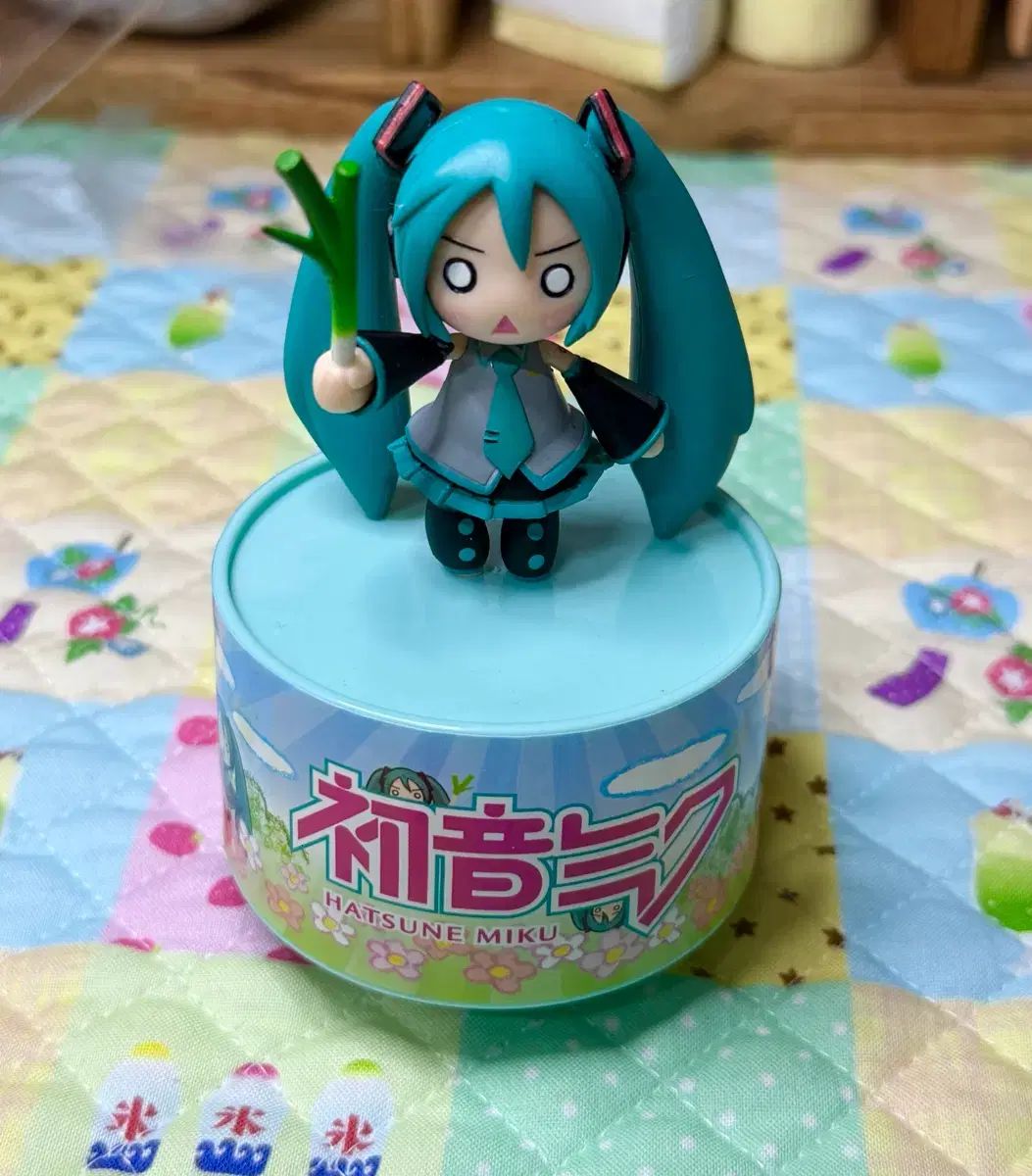 初音 ミク パドゥルリギソン オルゴール フィギュア