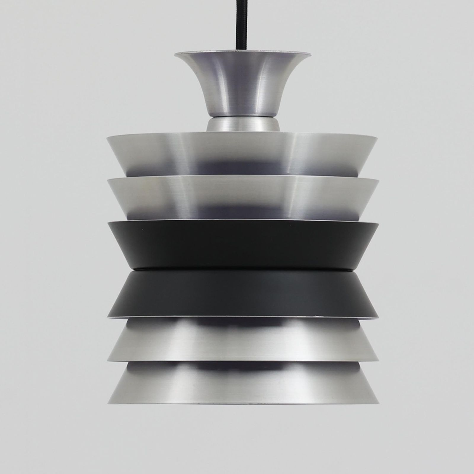 Carl Thore ペンダントライト 直径15 cm Granhaga Metallindustri カール トレ DK 19055