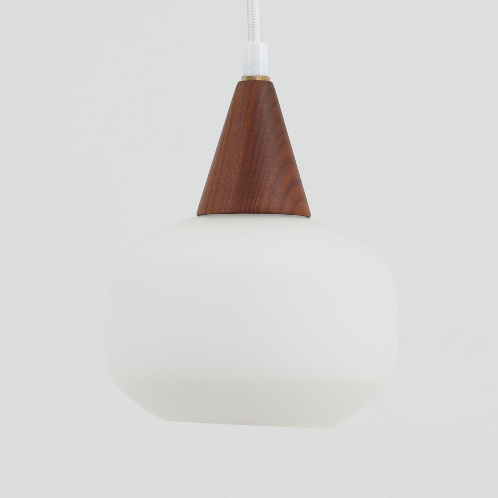 ペンダントライト ガラス ウッド 直径14 cm デンマーク製 北欧ビンテージ家具 北欧照明 小型ランプ 吊り下げライト DK 19133