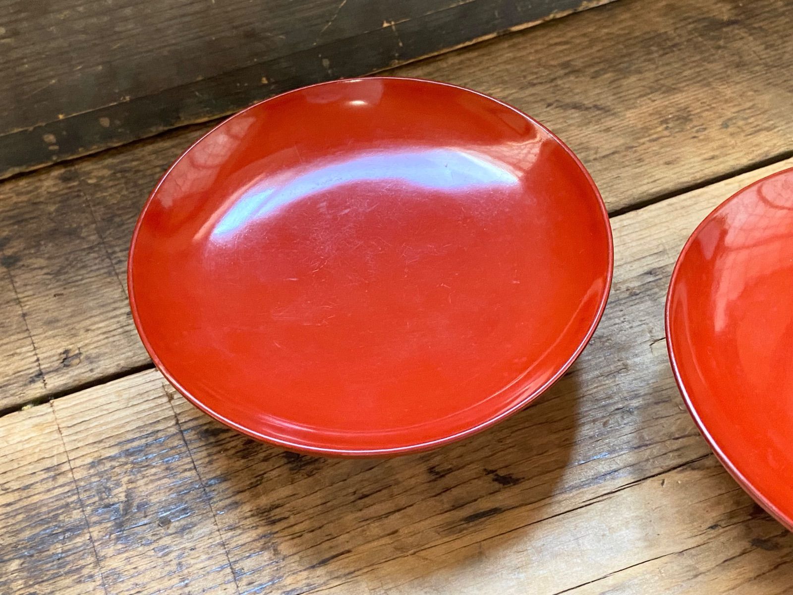 能登蔵出し 輪島塗 朱漆 椿皿 2客セット/ 時代 朱塗 漆器皿 銘々皿 小皿 能登蔵出し 輪島塗 朱漆 椿皿 2客/ 時代 朱塗 漆器皿 銘々皿 小皿