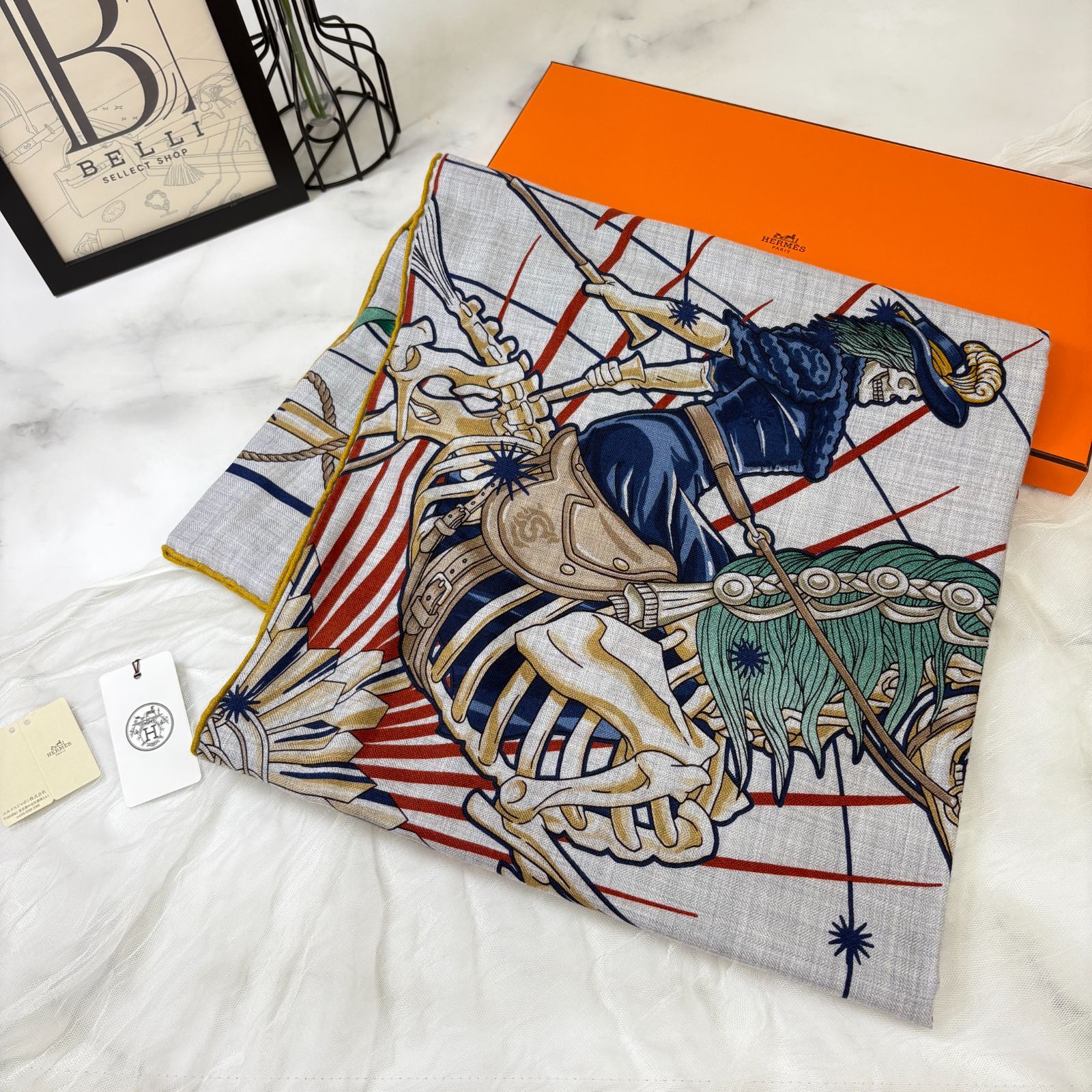 鑑定済み ♥ エルメス カレジェアン カシミアシルク 140 コーラス ステラルム グリ シネ グリーン グレー ベージュイエロー レッド カシシル スカーフ 2025春夏コレクション