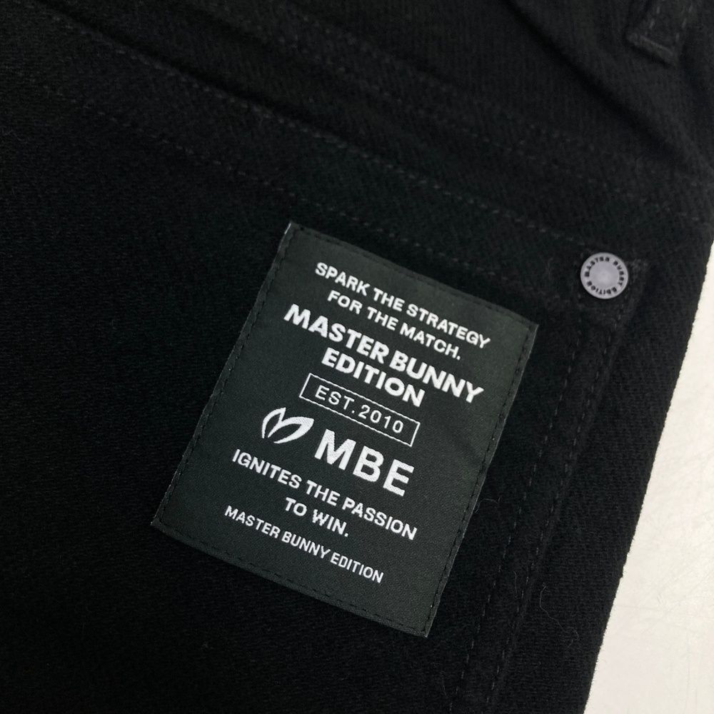 サイズ：4 MASTER BUNNY EDITION ショップ マスターバニーエディション