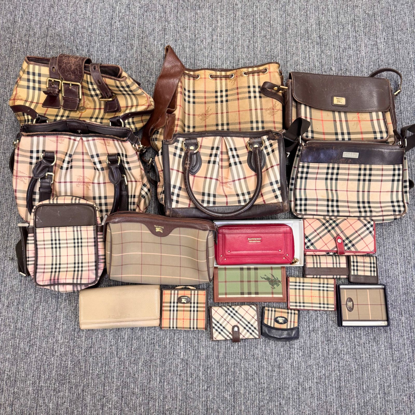 ①比較的美品あり🌈B～Jランク BURBERRY バーバリー ノバ