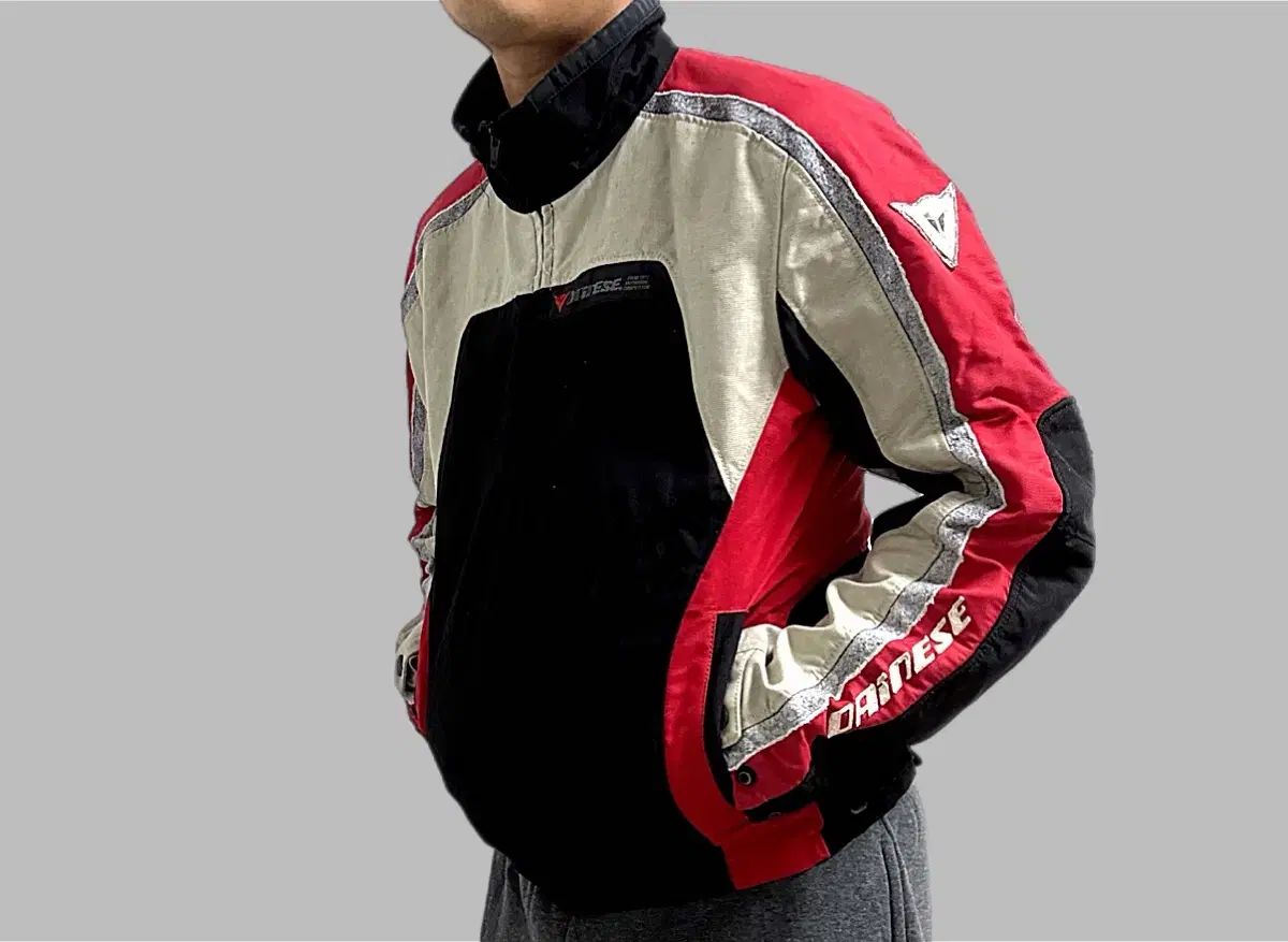 DAINESE(ダイネーゼ) ナイロン ハイネック ウール ジャケット